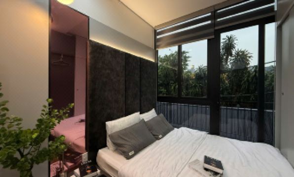 Unite StayCation Nhieu Tu