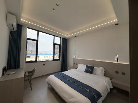 Mile Pushe Hot Springs Homestay