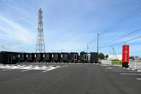 HOTEL R9 The Yard Marugame Отели в г. Сакаиде