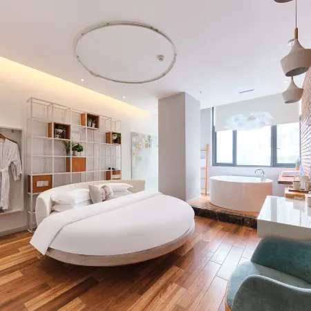 Northern Europe Post Theme Hotel