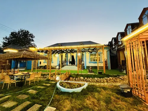 Yining Yujianqi Blue Homestay (Kazanqi Folk Tourism Area Branch) Hotels in Yining