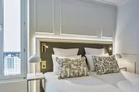 Posy Hotel by Happyculture Hotels near Le Chocolat Alain Ducasse, Le Comptoir À l'Etoile d'Or