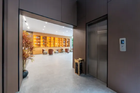 Siran Yuanchuang Hotel (Dali High-Speed Railway Station Erhai Park)