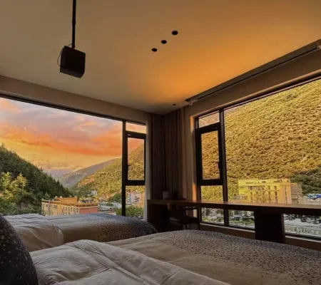 Hanyun Nanting · Oxygenated Mountain View Inn (Altitude 2800m) - 3성급