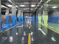 紅葉ホテル（南寧華僑城大帽天街） - 駐車場