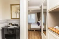 Meroddi La Porta Hotel - Tiny houses
