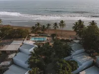 Coco Surf Tropical Village, El Salvador Hotels in La Libertad