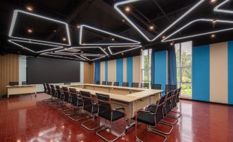 Yueshang Hotel (Guangzhou Olympic Sports Center Shenzhou Road Subway Station Branch)