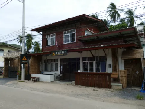 ไทรบ์ บายเอโฟร์ไทม์ โรงแรมในตำบลตลิ่งงาม