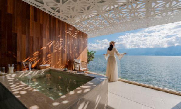 Dali 9958 Scenic Hotel