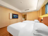 Vienna Hotel (Chizhou Railway Station, Qishan-Pingtian Lake Scenic Area, Guichi District, Chizhou) فنادق في تشى جَو