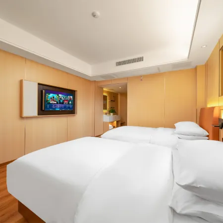 Vienna Hotel (Chizhou Railway Station, Qishan-Pingtian Lake Scenic Area, Guichi District, Chizhou)