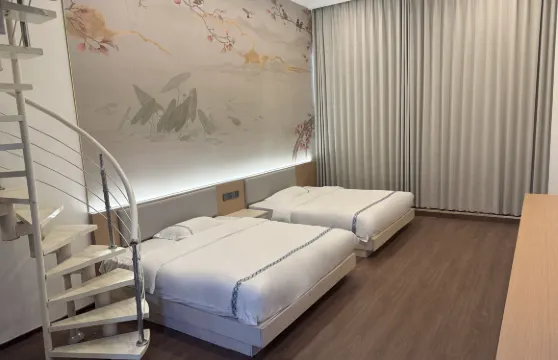 上郡酒店（賀州靈峯廣場店）