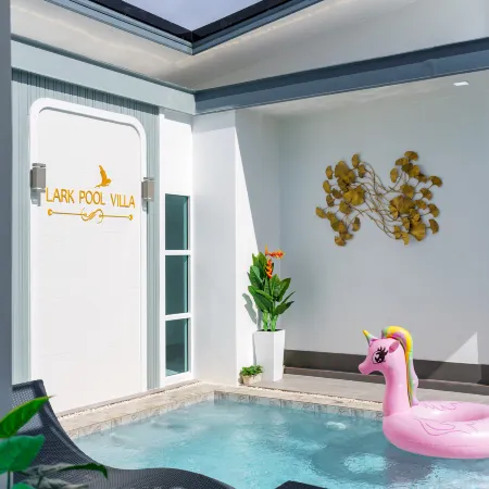 Lark Pool Villa Krabi