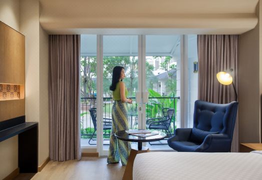 머큐어 바타비아 부대시설