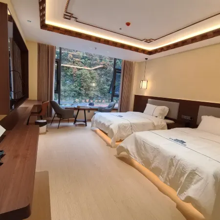 Heishui Songzan Linxi Grand Hotel