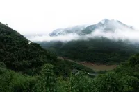 Su Ri Qinghe Cliff Waterfall Wild Luxury Hotel - Mountain view