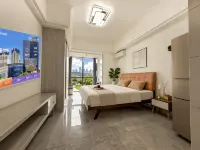 Nanjing GeYou · East Elegance Designer Homestay (Xiongzhou Metro Station, Liuhe District) - Condos