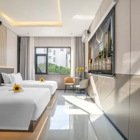 ChuanDian Smart Hotel (Mengzi Nanhu Park Xintiandi Pedestrian Street)