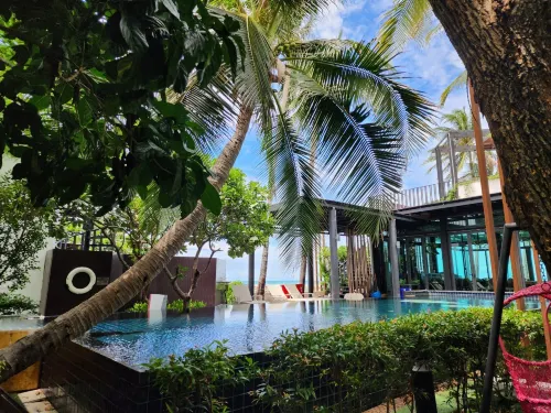Eco Moment Beach Resort HaadChaoSamrarn - Parkplatz