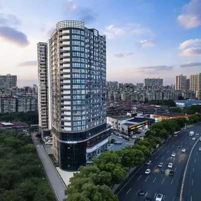 厚立酒店（長沙四方坪雙擁地鐵站店） 鄰近雅雀湖的酒店