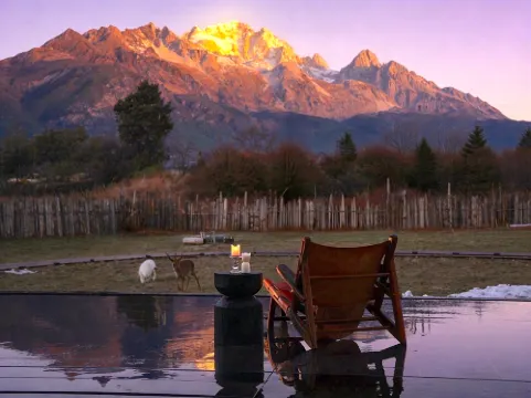 BuwanLiyu · Luming Shanye SongjianPanoramic Snow Mountain 1988 Series  Sunshine on Golden Mountain