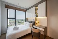 Luxury Lumière Riverside Coast Casa METRO量販店 - An Phu附近的飯店