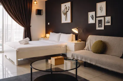 Aeropod Cactus Rail Suite With Balcony - Kota Kinabalu - Condos