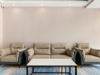 東潤豐ホテル（自貢彩燈公園）