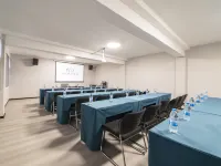 Bofei Ruika Hotel - parking