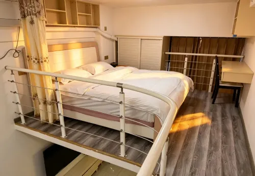 Mihai Loft Light Luxury Apartment (Xinli Yinhu Bay)