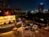 Happy Life Grand Hotel & Sky Bar - bar