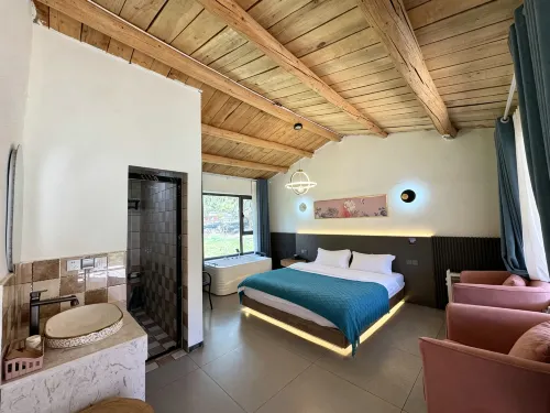 Qiongkushitai Village Mountain Small Residential Homestay
