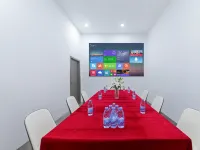 Manxin esports cinema hotel (Suining station Chengbei passenger station branch) Hotels in Suining
