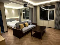 Yunqi Hotel
