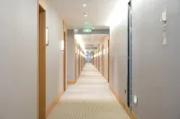 Qingcheng Hotel (Nantong Xinghu Development Zone 101)