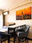 Arastar Escape | Luxury Condo with Fast WiFi & Pool Access โรงแรมใน