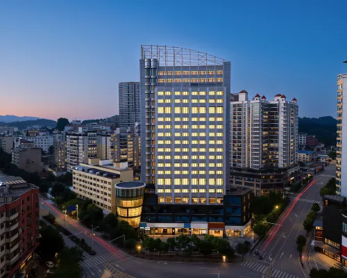 LONG  TENG  HOTEI Hotel di Kaiyang
