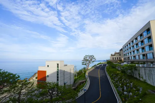 Cliffbeach Resort&Pool Villa - 新開幕