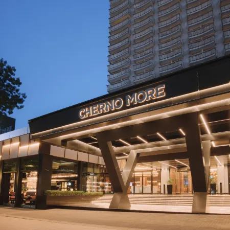 Hotel Cherno More