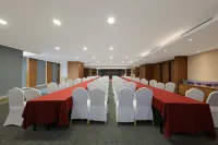 Days Hotel by Wyndham Jilin Railway Station - Business