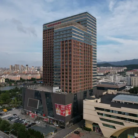 Peninsula International Hotel (Weihai Shandong University Coastal Baths)
