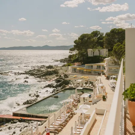 Les Roches Rouges, a Beaumier Hotel