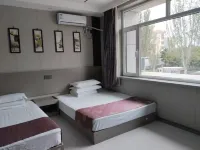 Zhangwu Sunshine Hotel - parking