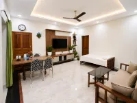 Madhavam Homestay - Family Friendly 2BHK - Parkplatz