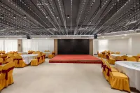Dilian Hotel (Xiangzhou Dream Night Club) - breakfast
