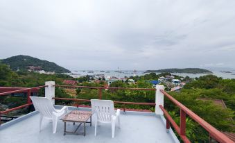 Koniix Garden Cottage Ko Sichang