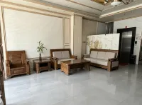 Zhuoxu Business Hotel (Guangxi Engineering Vocational College) - Pysäköinti