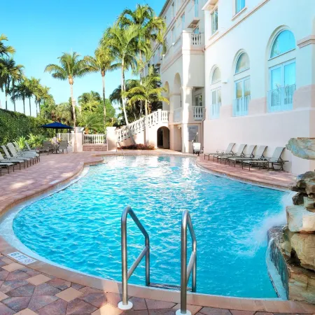 Hilton Naples