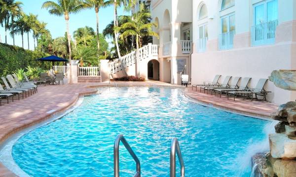 Hilton Naples